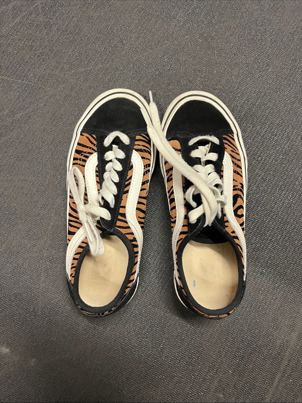 Tiger Print Low-Top Sneakers with White Stripe